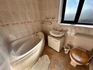 Photo 22- click for photo gallery